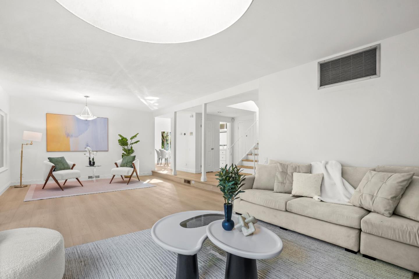 Detail Gallery Image 2 of 60 For 887 Kozera Dr, San Jose,  CA 95136 - 5 Beds | 2/1 Baths