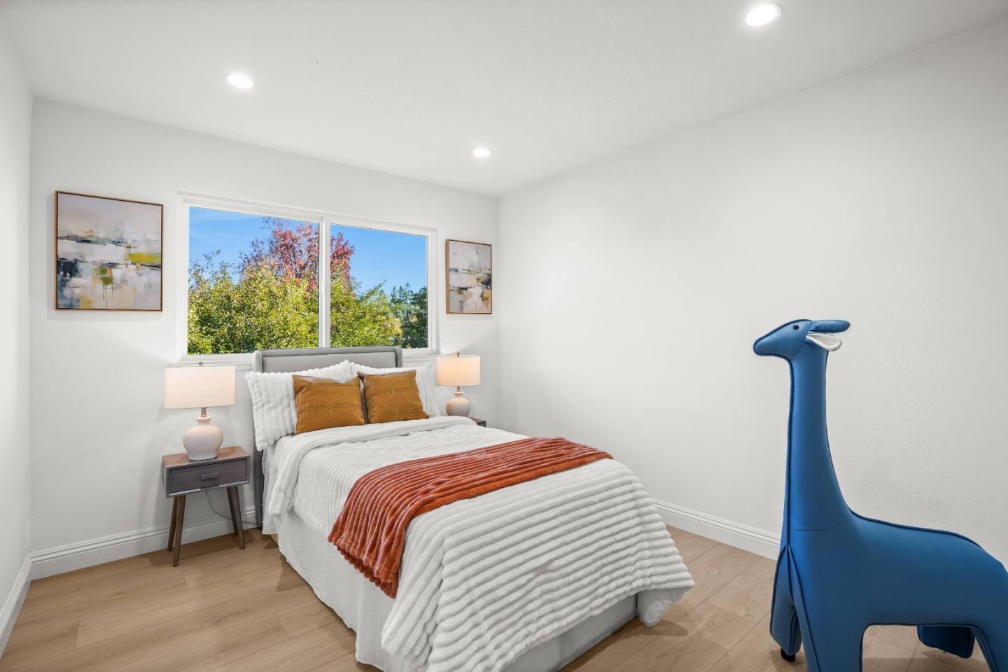 Detail Gallery Image 26 of 60 For 887 Kozera Dr, San Jose,  CA 95136 - 5 Beds | 2/1 Baths