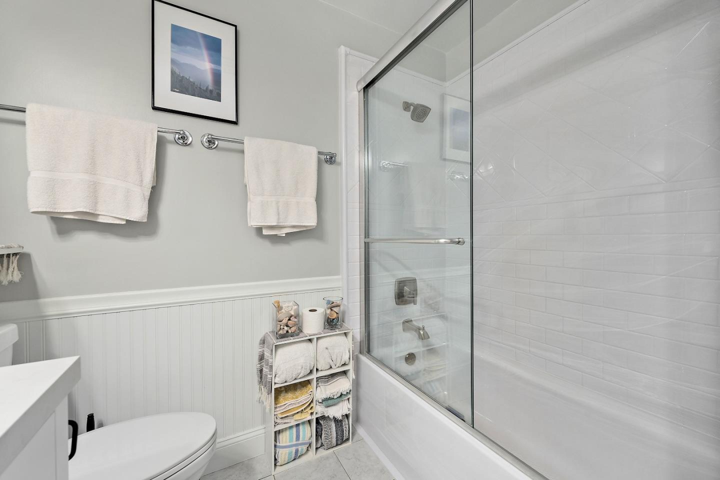 Detail Gallery Image 13 of 25 For 610 Kenwood Dr, Menlo Park,  CA 94025 - 3 Beds | 2 Baths