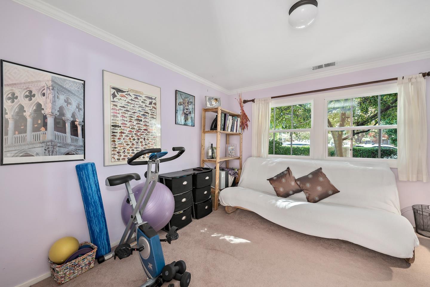 Detail Gallery Image 16 of 25 For 610 Kenwood Dr, Menlo Park,  CA 94025 - 3 Beds | 2 Baths