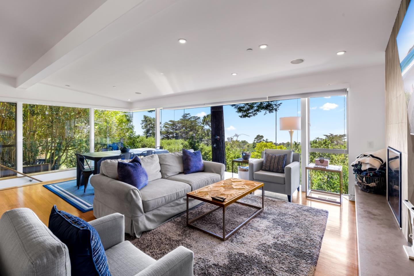 Detail Gallery Image 8 of 30 For 24497 San Mateo Ave, Carmel,  CA 93923 - 3 Beds | 3 Baths