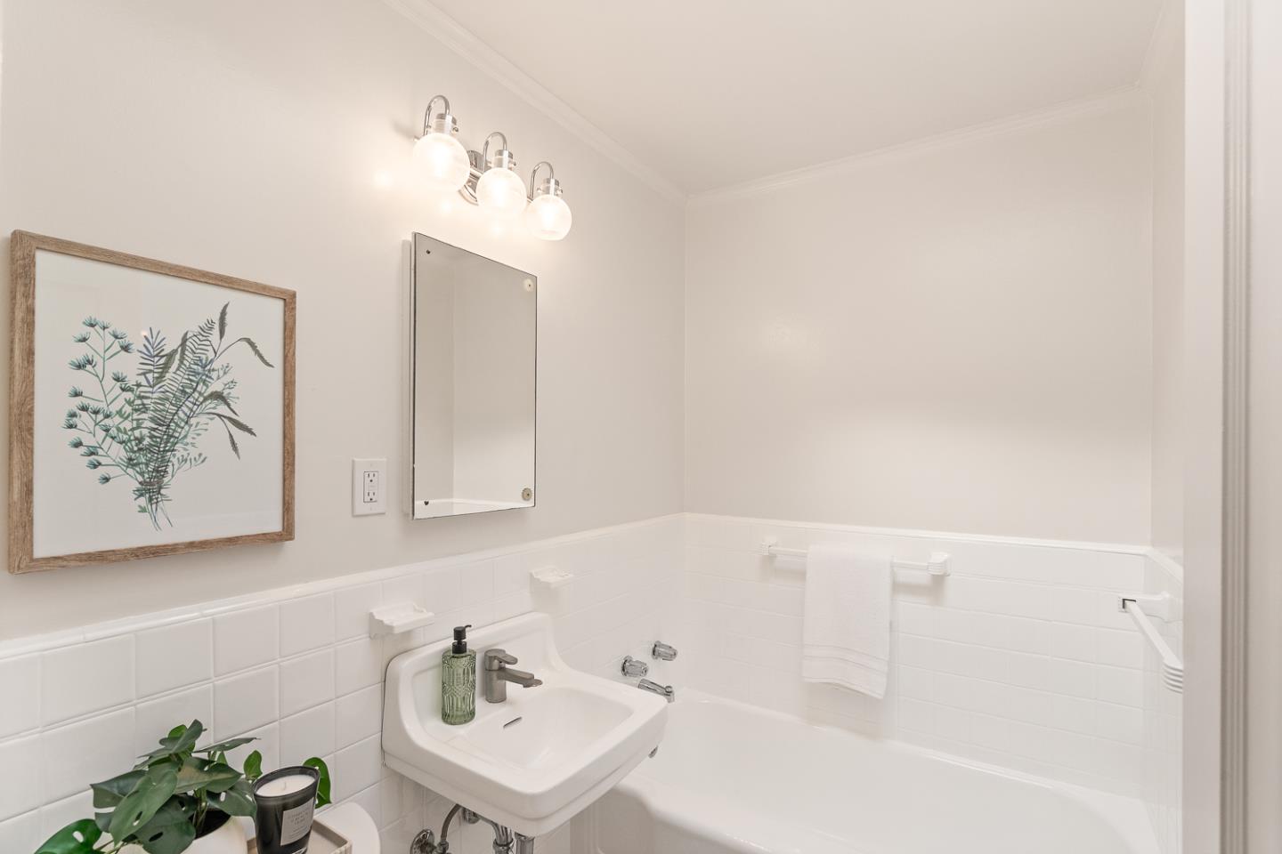 Detail Gallery Image 12 of 33 For 532 Ramsell St, San Francisco,  CA 94132 - 2 Beds | 1 Baths