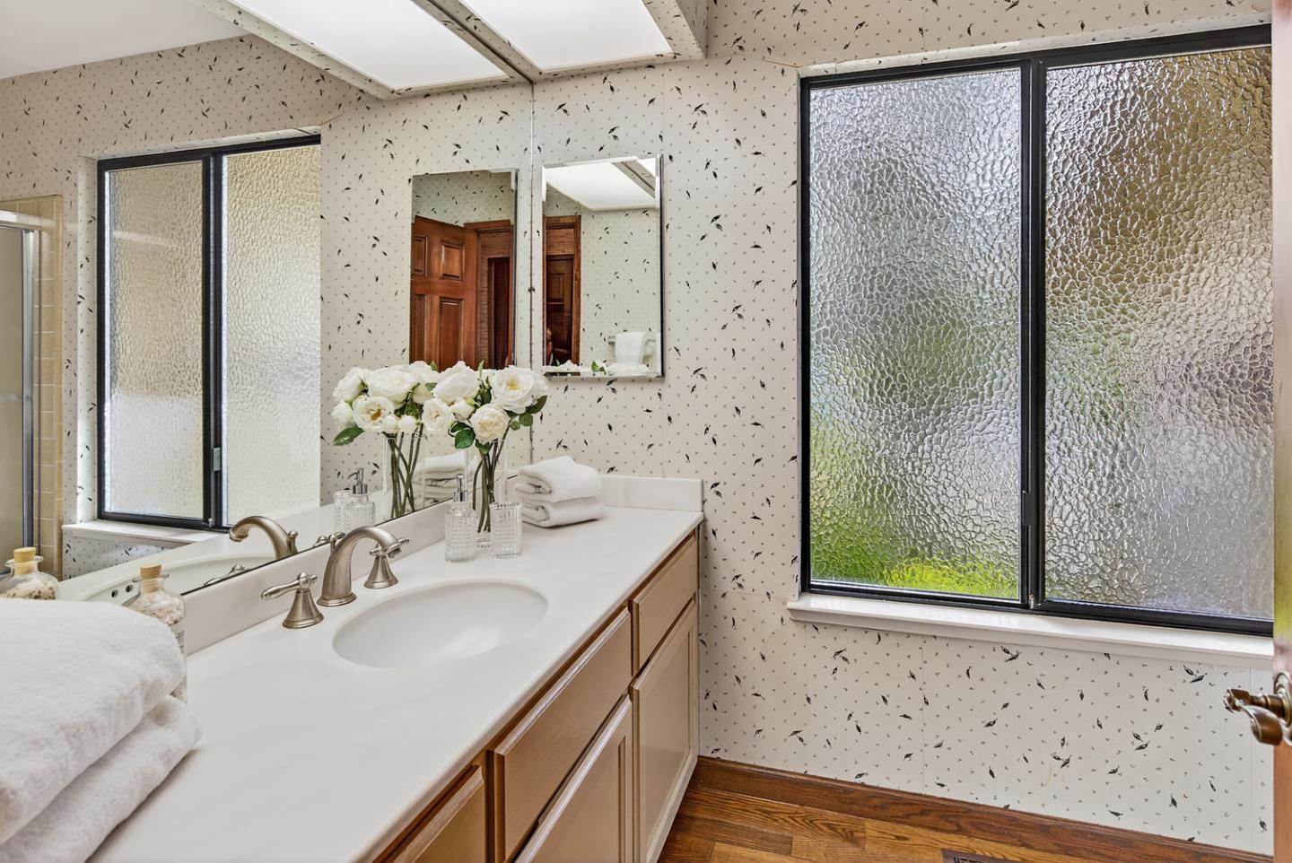 Detail Gallery Image 15 of 38 For 1281 Windimer Dr, Los Altos,  CA 94024 - 4 Beds | 3 Baths