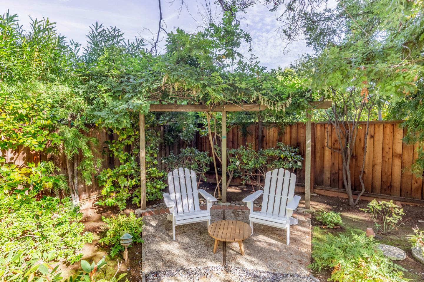 Detail Gallery Image 33 of 38 For 1281 Windimer Dr, Los Altos,  CA 94024 - 4 Beds | 3 Baths