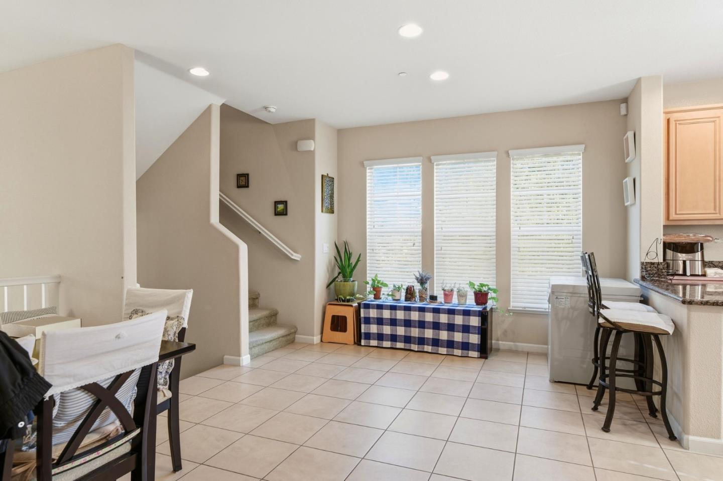 Photo #7: ML82026891 Listing: Photo #7