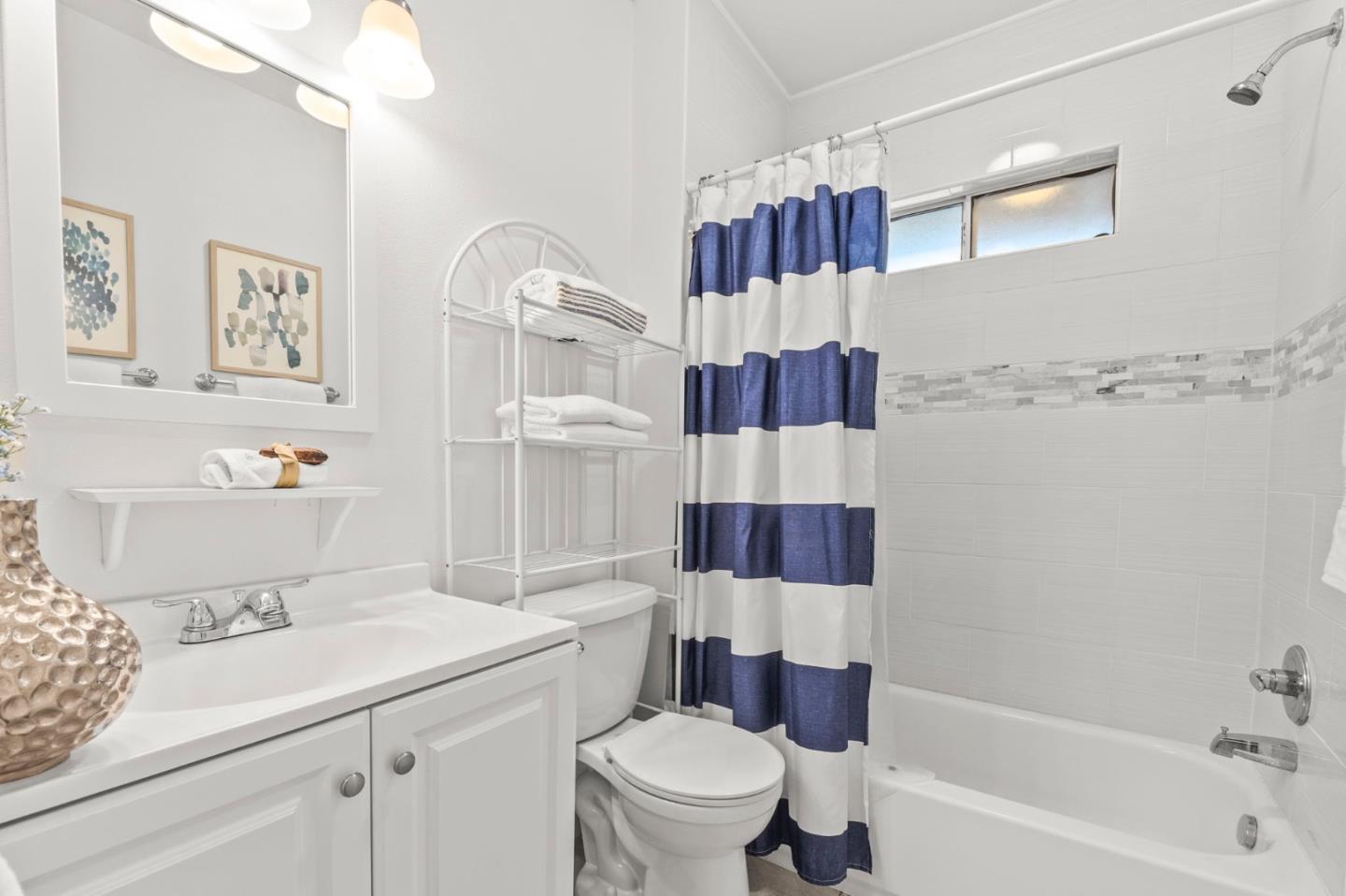 Detail Gallery Image 8 of 41 For 816 N 13th St, San Jose,  CA 95112 - – Beds | – Baths