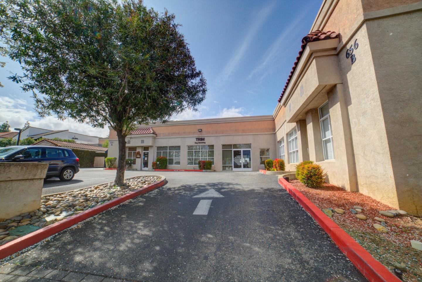 Detail Gallery Image 4 of 19 For 652-656 N Santa Cruz Ave, Los Gatos,  CA 95030 - – Beds | – Baths