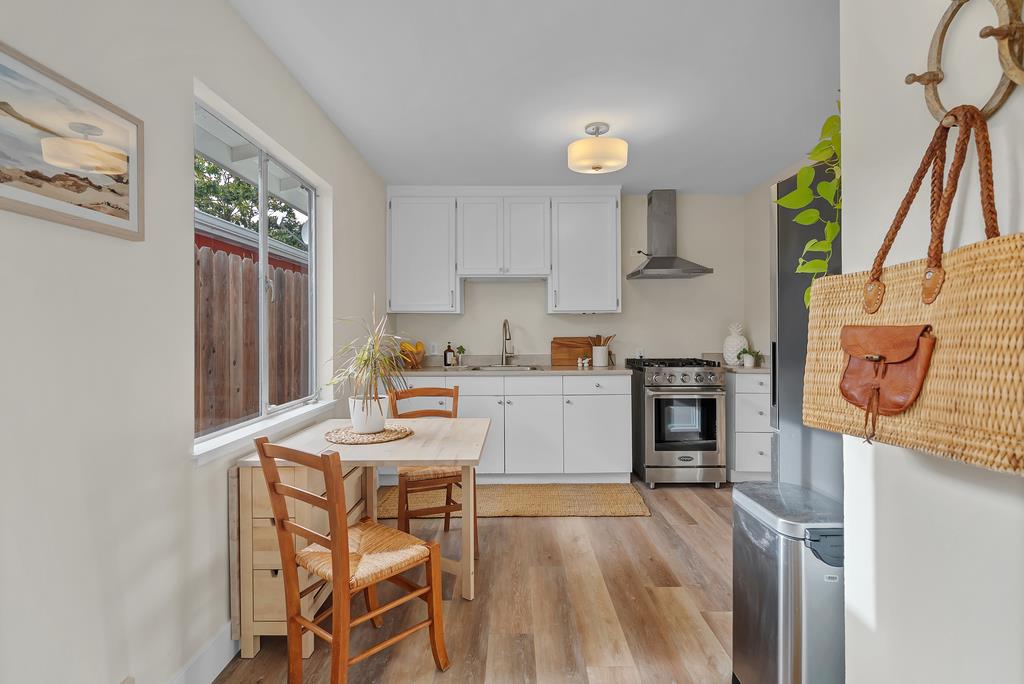 Detail Gallery Image 16 of 26 For 130 Hainline Rd, Aptos,  CA 95003 - 2 Beds | 1 Baths