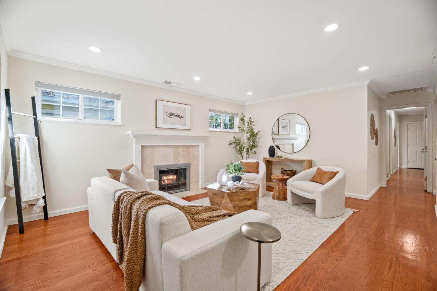 Detail Gallery Image 10 of 69 For 181 Manton Dr, San Jose,  CA 95123 - 4 Beds | 2 Baths