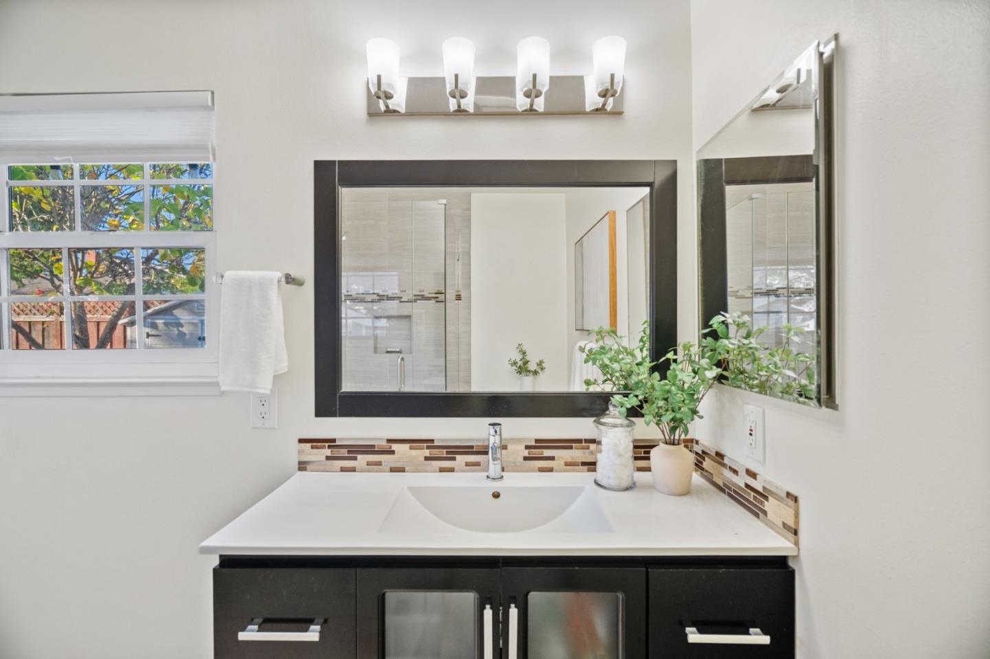 Detail Gallery Image 34 of 69 For 181 Manton Dr, San Jose,  CA 95123 - 4 Beds | 2 Baths