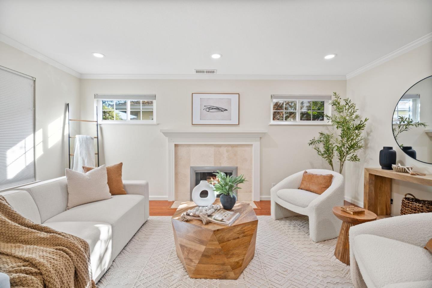 Detail Gallery Image 6 of 69 For 181 Manton Dr, San Jose,  CA 95123 - 4 Beds | 2 Baths