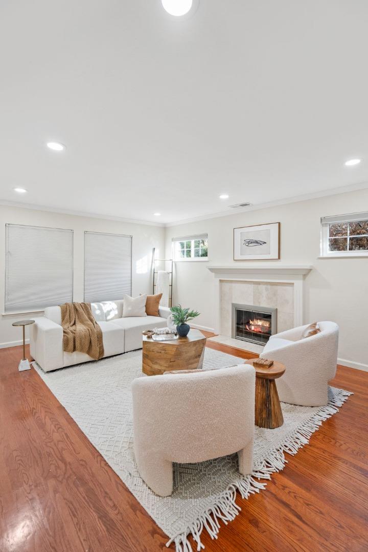 Detail Gallery Image 8 of 69 For 181 Manton Dr, San Jose,  CA 95123 - 4 Beds | 2 Baths