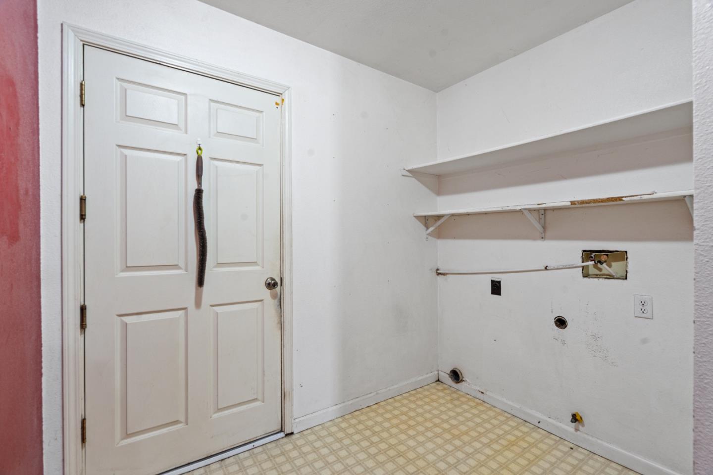 Detail Gallery Image 17 of 36 For 827 Terraza St, Soledad,  CA 93960 - 4 Beds | 2 Baths