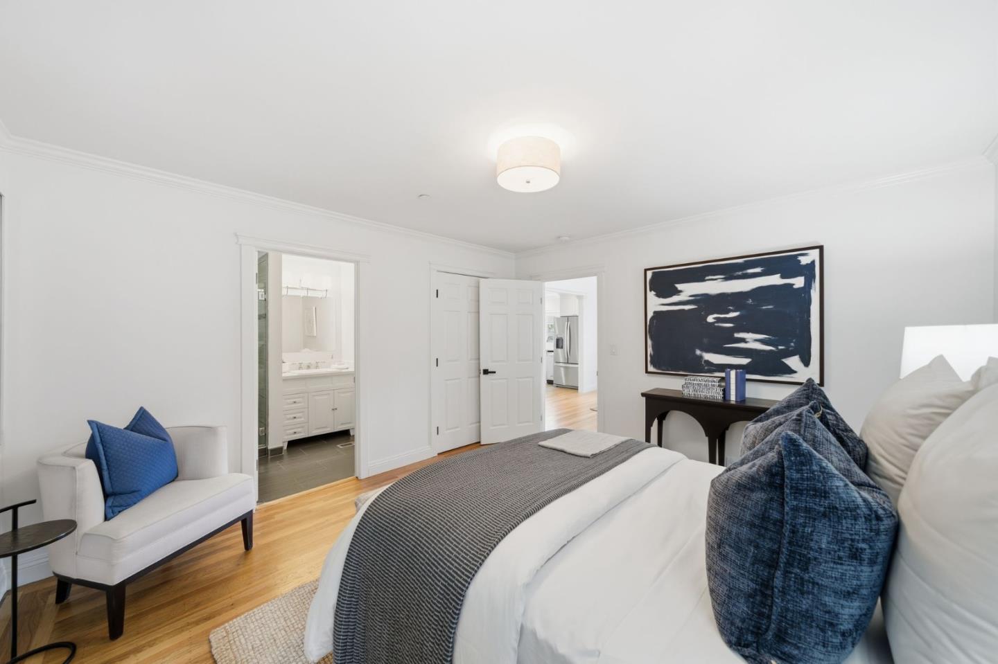 Detail Gallery Image 31 of 43 For 29 Bloomfield Rd, Burlingame,  CA 94010 - 4 Beds | 4 Baths