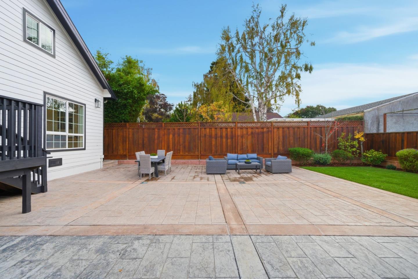 Detail Gallery Image 40 of 43 For 29 Bloomfield Rd, Burlingame,  CA 94010 - 4 Beds | 4 Baths