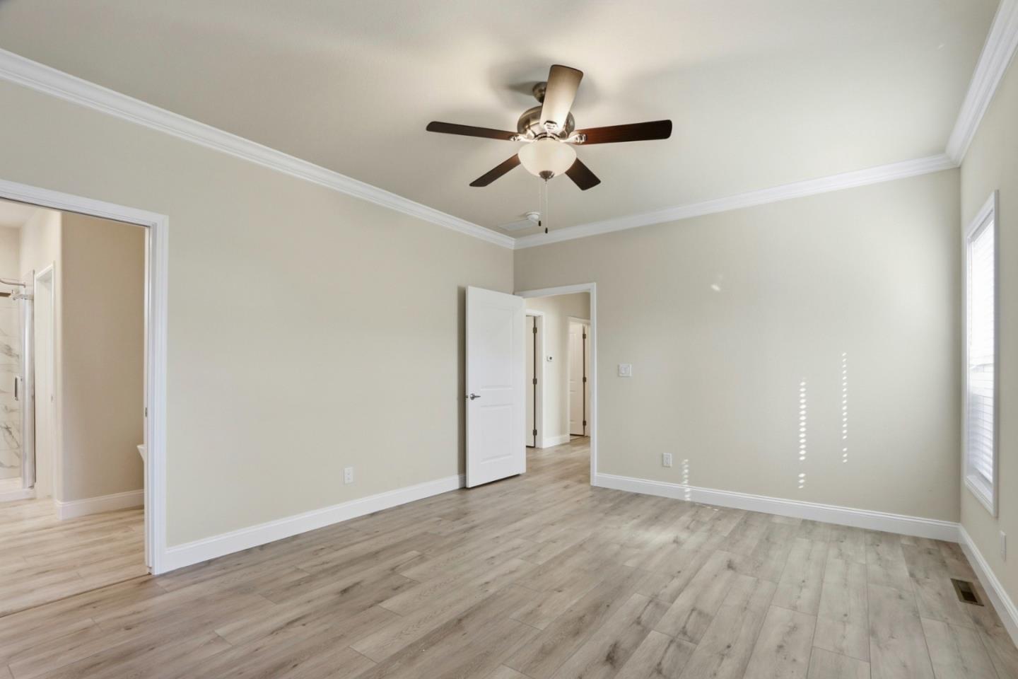 Detail Gallery Image 17 of 30 For 2629 Whispering Hills Cir #2629,  San Jose,  CA 95148 - 3 Beds | 3 Baths