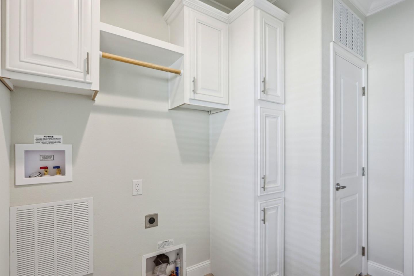 Detail Gallery Image 29 of 30 For 2629 Whispering Hills Cir #2629,  San Jose,  CA 95148 - 3 Beds | 3 Baths