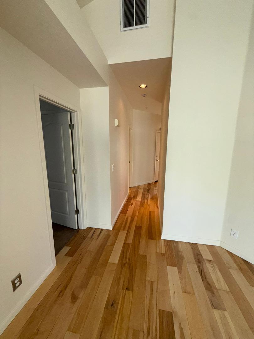 Detail Gallery Image 11 of 32 For 19371 Acclaim Dr, Salinas,  CA 93908 - 3 Beds | 2 Baths