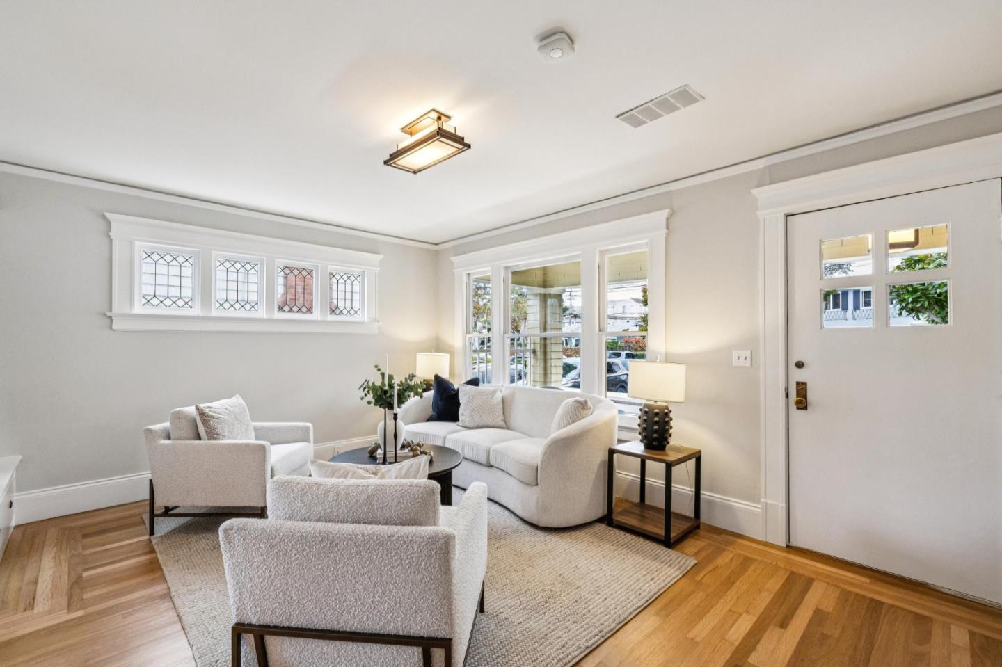 Detail Gallery Image 10 of 90 For 712 Crossway Rd, Burlingame,  CA 94010 - 3 Beds | 3 Baths