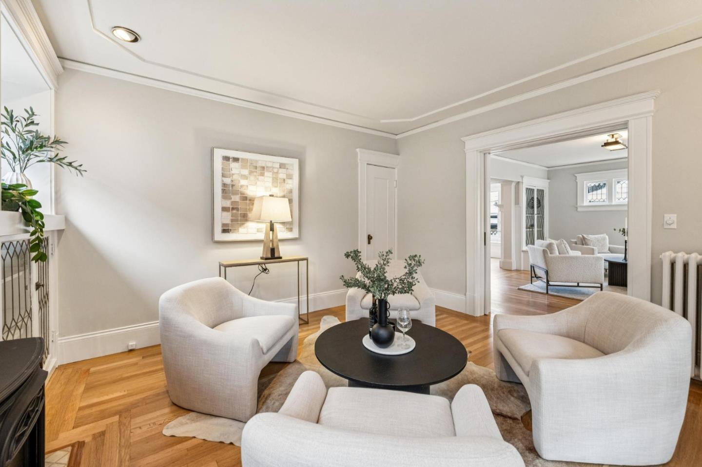 Detail Gallery Image 17 of 90 For 712 Crossway Rd, Burlingame,  CA 94010 - 3 Beds | 3 Baths