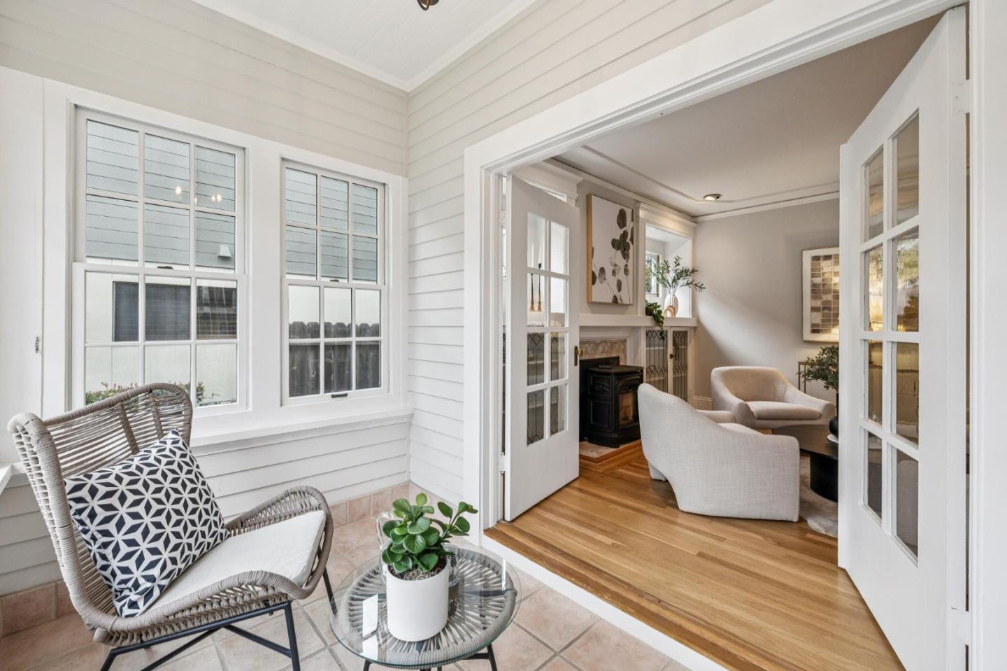 Detail Gallery Image 23 of 90 For 712 Crossway Rd, Burlingame,  CA 94010 - 3 Beds | 3 Baths