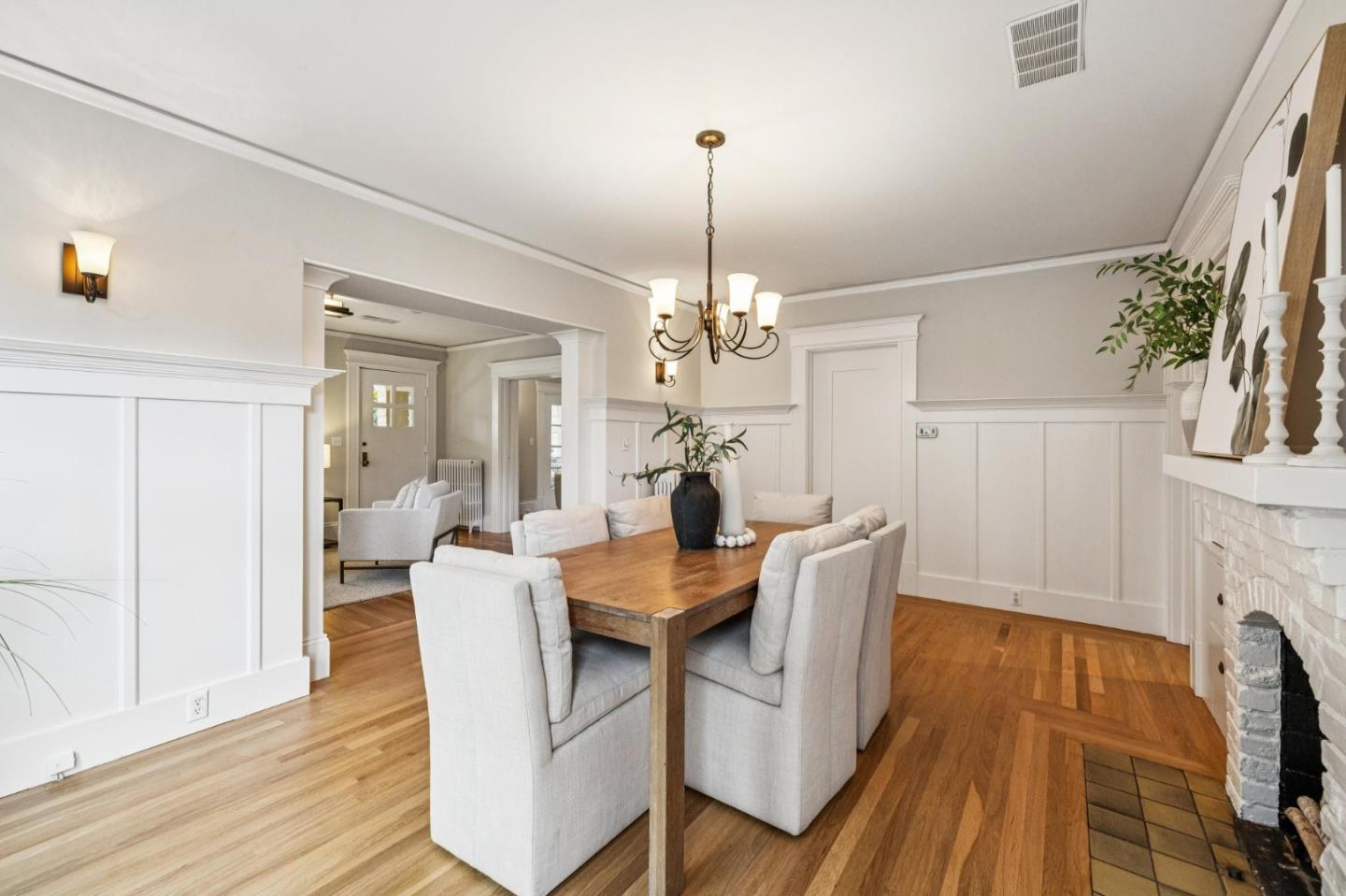 Detail Gallery Image 30 of 90 For 712 Crossway Rd, Burlingame,  CA 94010 - 3 Beds | 3 Baths