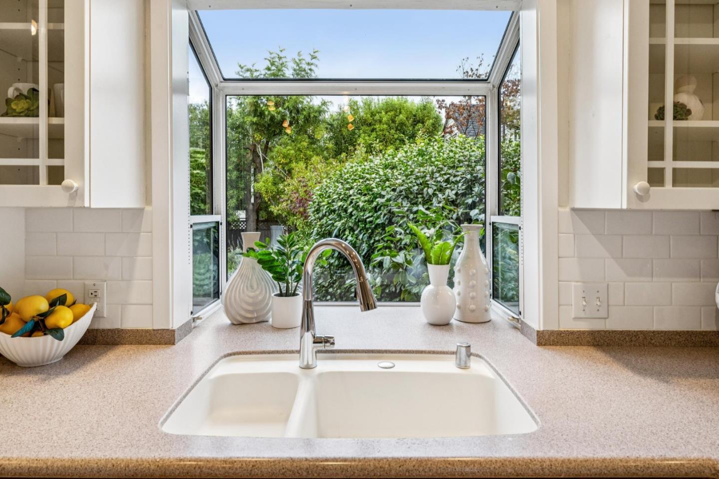 Detail Gallery Image 40 of 90 For 712 Crossway Rd, Burlingame,  CA 94010 - 3 Beds | 3 Baths