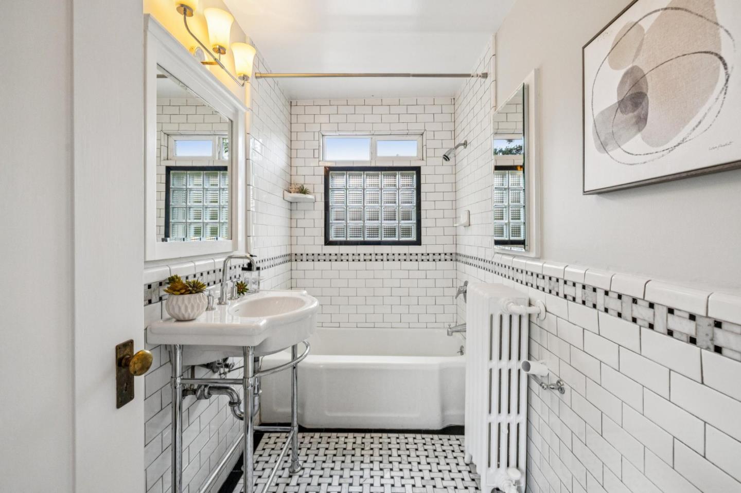 Detail Gallery Image 48 of 90 For 712 Crossway Rd, Burlingame,  CA 94010 - 3 Beds | 3 Baths