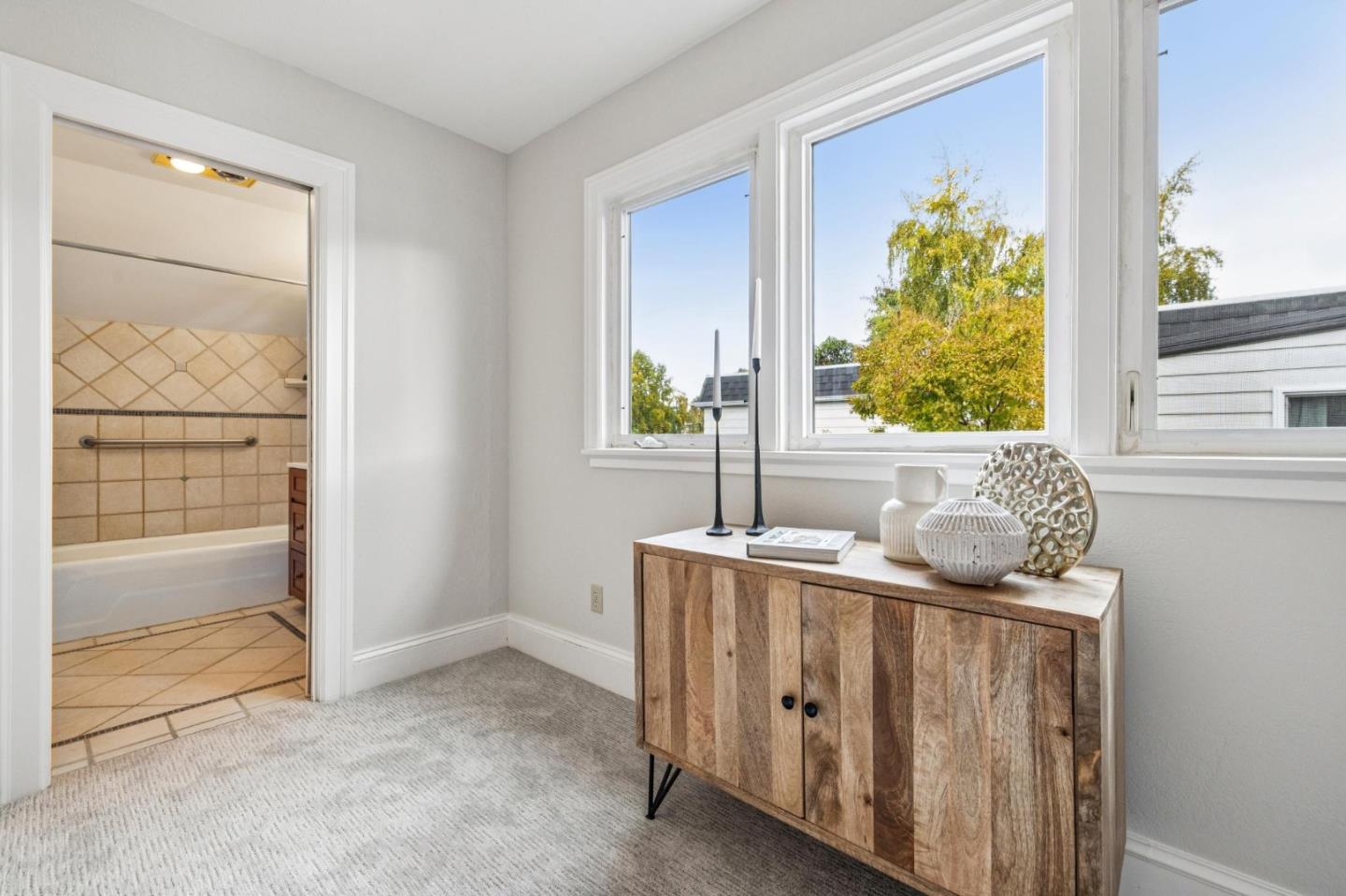 Detail Gallery Image 61 of 90 For 712 Crossway Rd, Burlingame,  CA 94010 - 3 Beds | 3 Baths