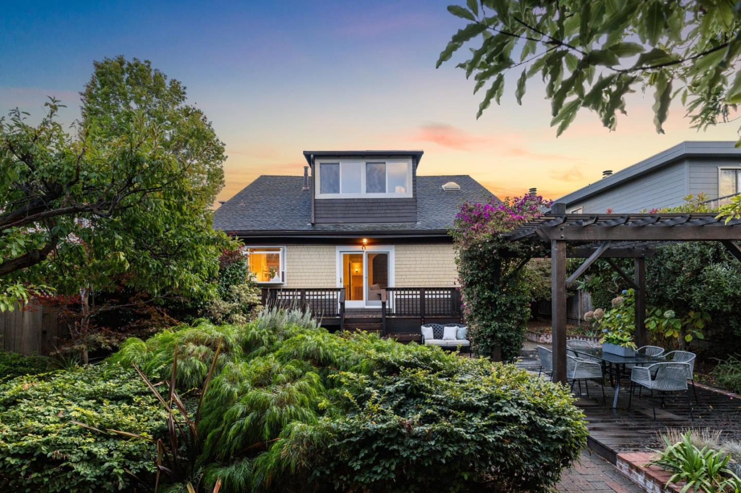 Detail Gallery Image 87 of 90 For 712 Crossway Rd, Burlingame,  CA 94010 - 3 Beds | 3 Baths