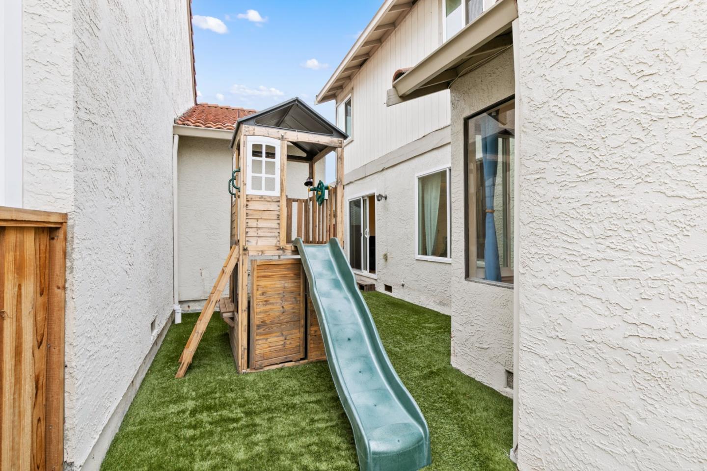 Detail Gallery Image 29 of 37 For 4861 Rahway Dr, San Jose,  CA 95111 - 3 Beds | 2/1 Baths