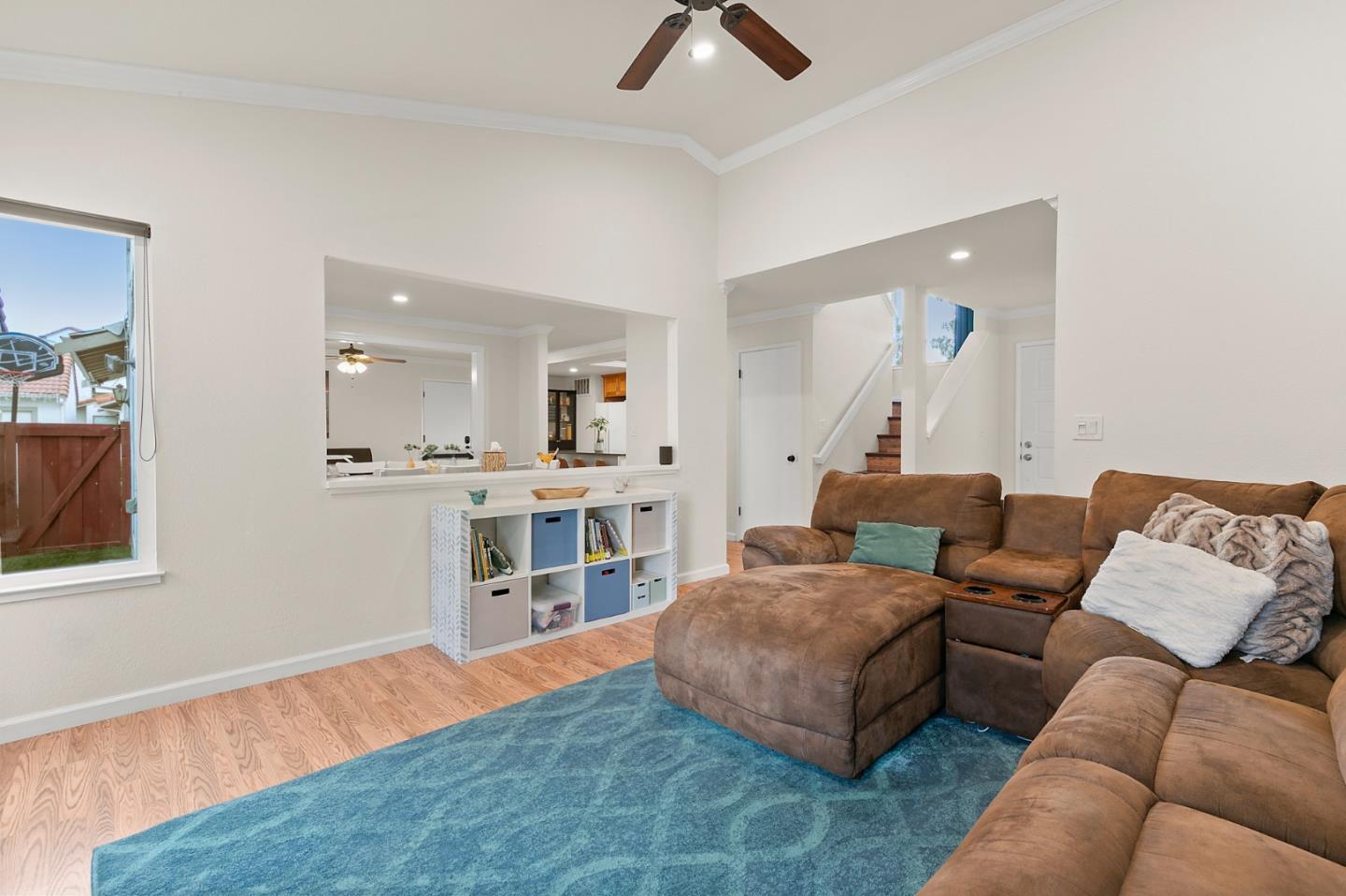 Detail Gallery Image 3 of 37 For 4861 Rahway Dr, San Jose,  CA 95111 - 3 Beds | 2/1 Baths