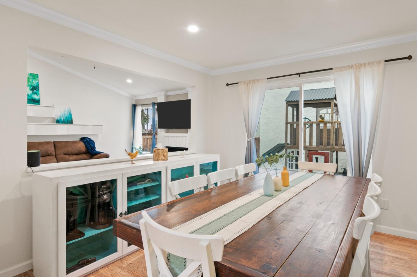 Detail Gallery Image 5 of 37 For 4861 Rahway Dr, San Jose,  CA 95111 - 3 Beds | 2/1 Baths