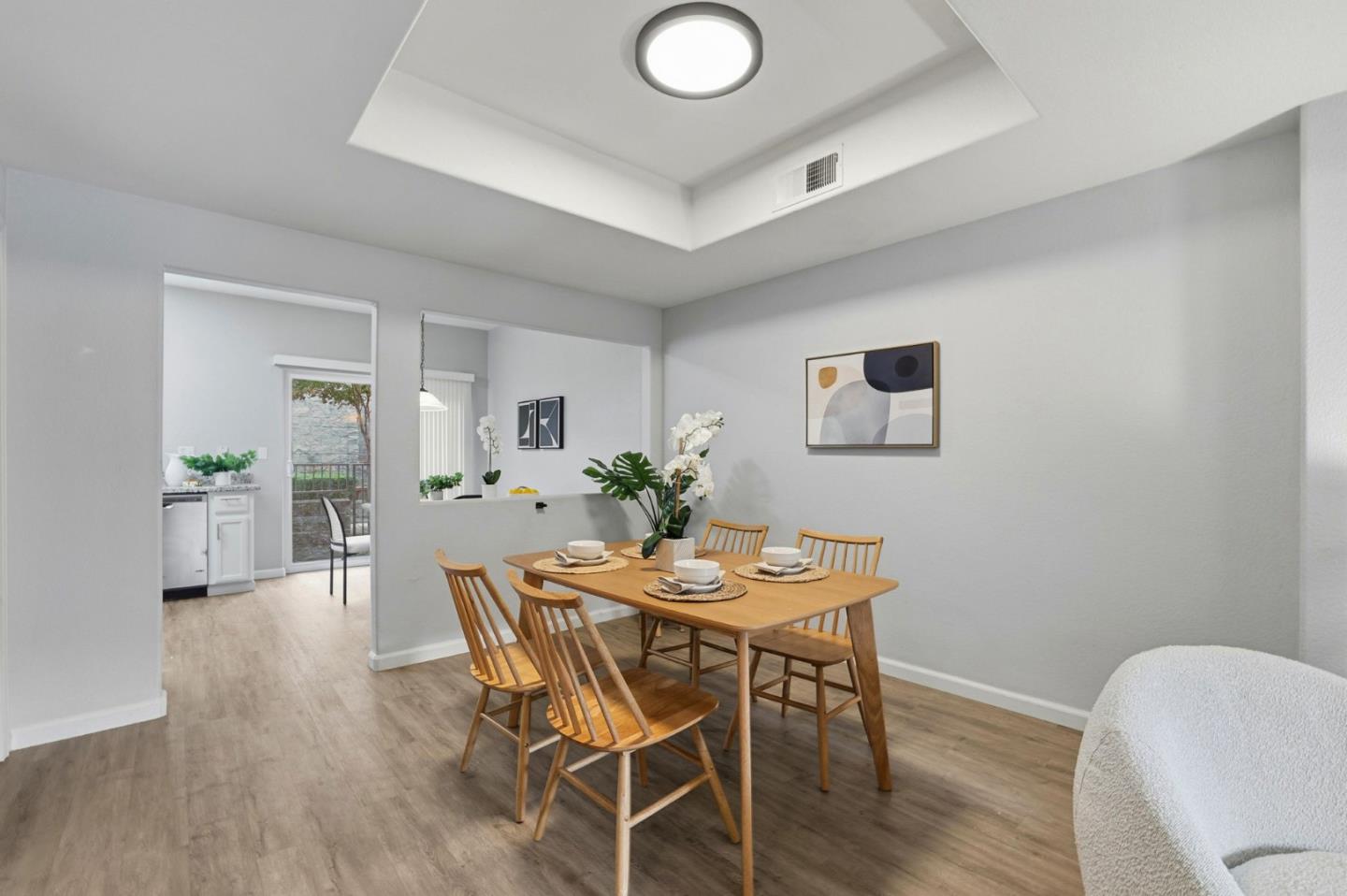 Detail Gallery Image 15 of 42 For 473 Tower Hill Ave, San Jose,  CA 95136 - 2 Beds | 2/1 Baths