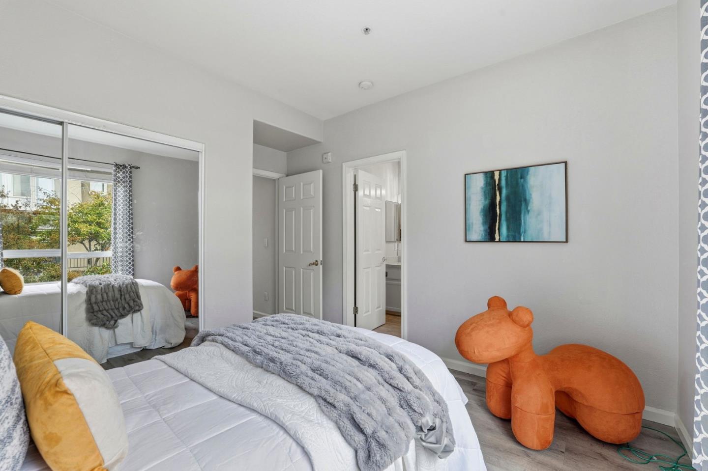 Detail Gallery Image 22 of 42 For 473 Tower Hill Ave, San Jose,  CA 95136 - 2 Beds | 2/1 Baths