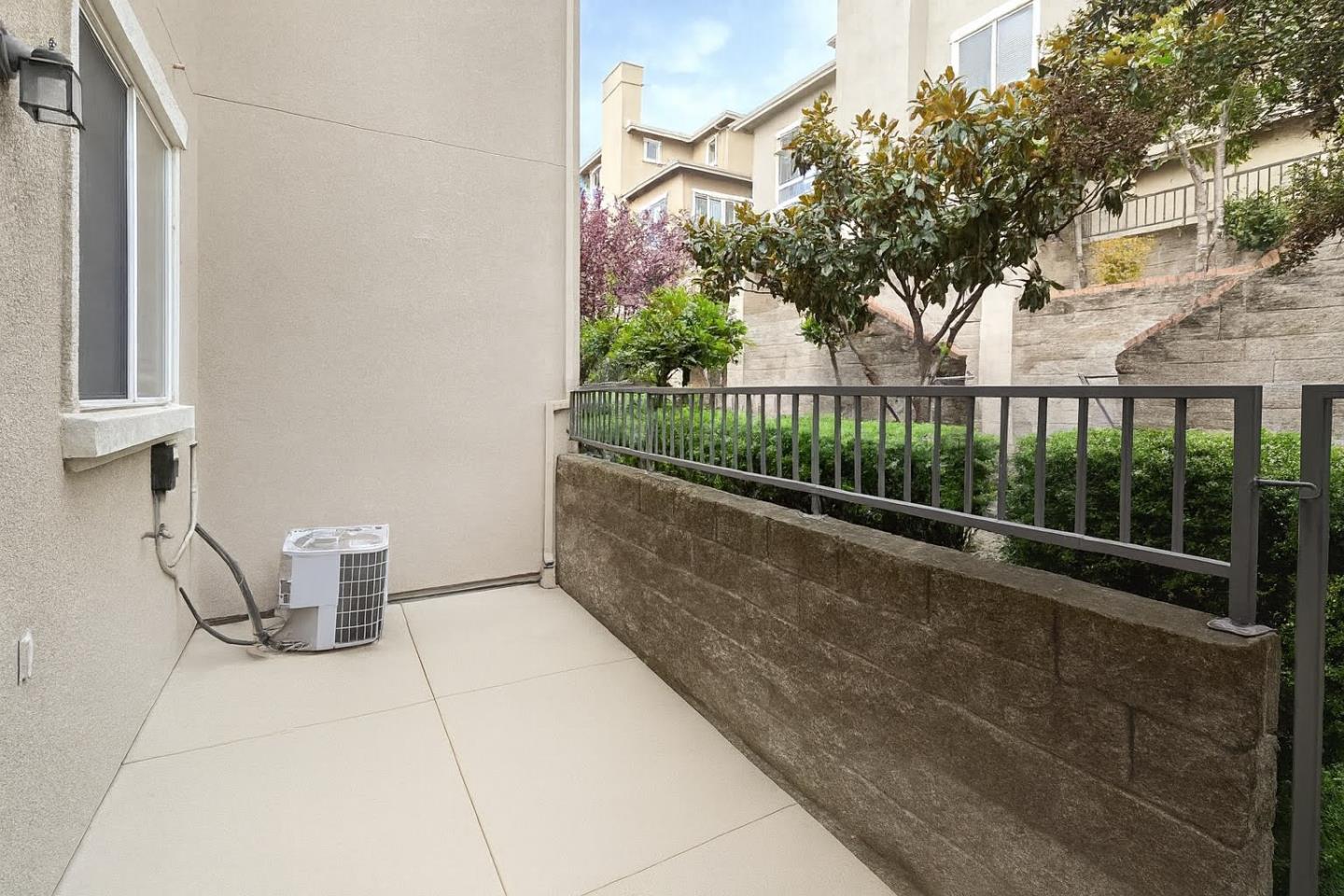 Detail Gallery Image 36 of 42 For 473 Tower Hill Ave, San Jose,  CA 95136 - 2 Beds | 2/1 Baths