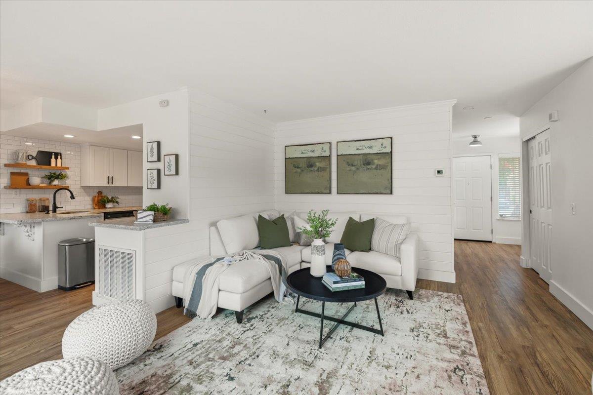 Detail Gallery Image 2 of 35 For 16761 San Luis Way, Morgan Hill,  CA 95037 - 3 Beds | 2/1 Baths