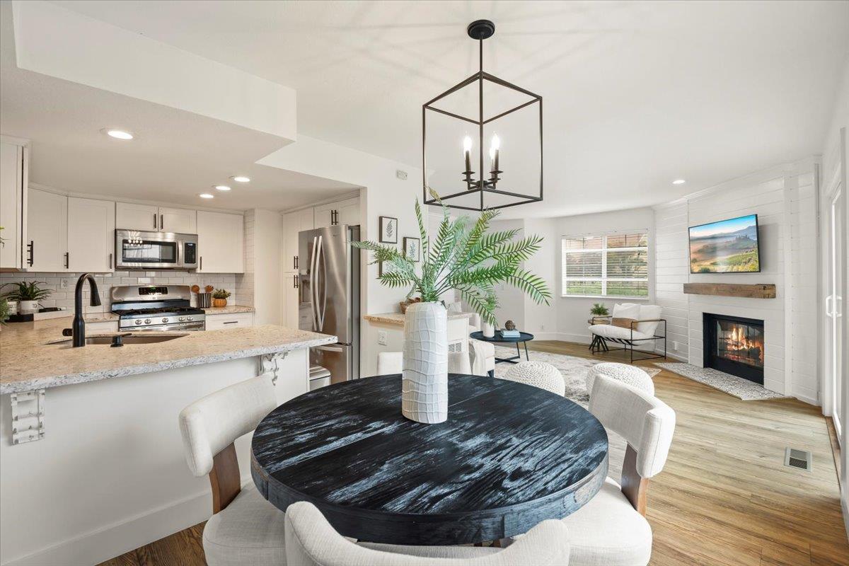 Detail Gallery Image 7 of 35 For 16761 San Luis Way, Morgan Hill,  CA 95037 - 3 Beds | 2/1 Baths