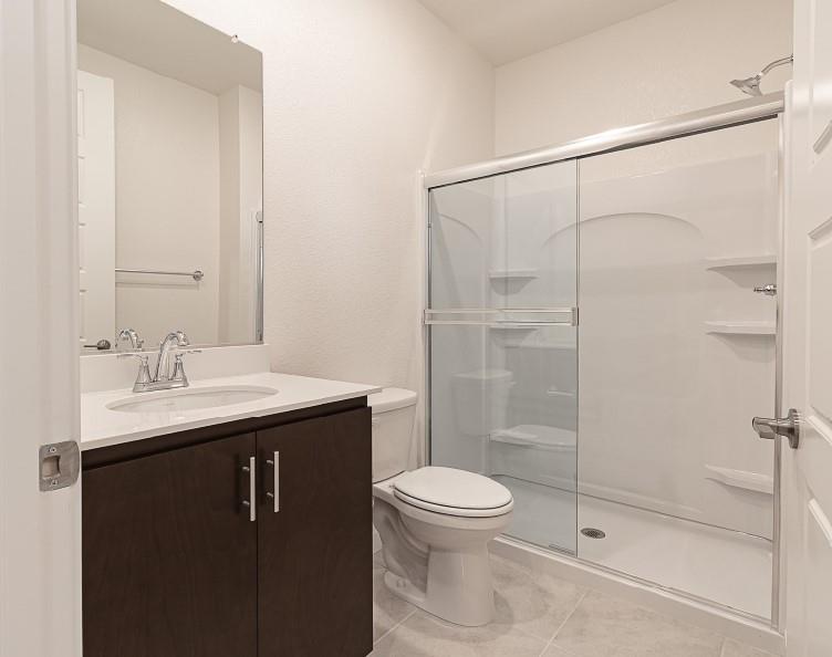 Detail Gallery Image 7 of 13 For 3063 Benetti St, Lathrop,  CA 95330 - 4 Beds | 3 Baths