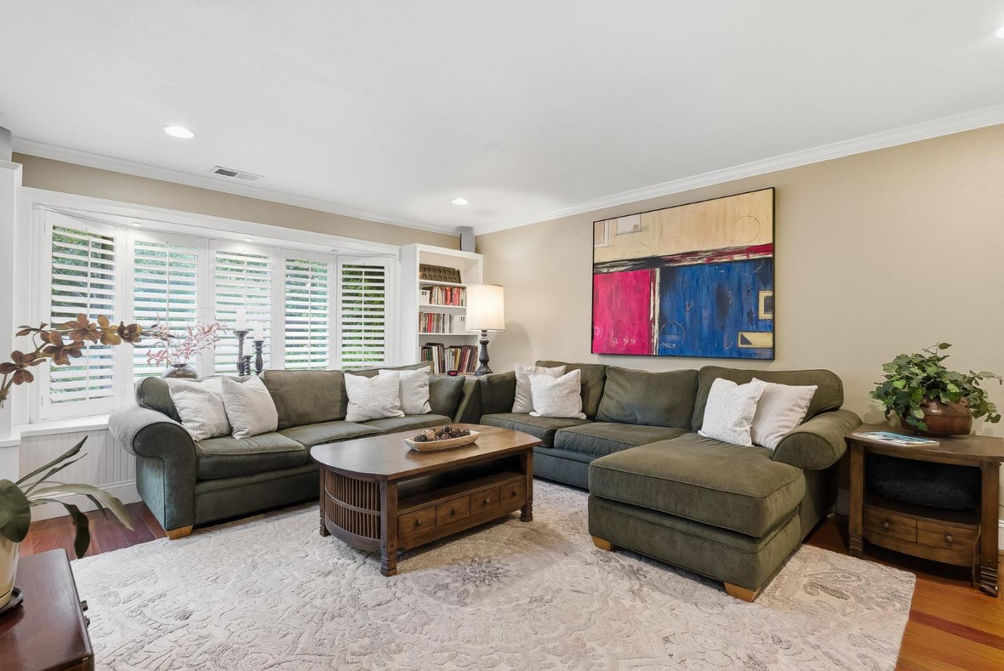 Detail Gallery Image 13 of 23 For Greer Rd, Palo Alto,  CA 94303 - 4 Beds | 2 Baths