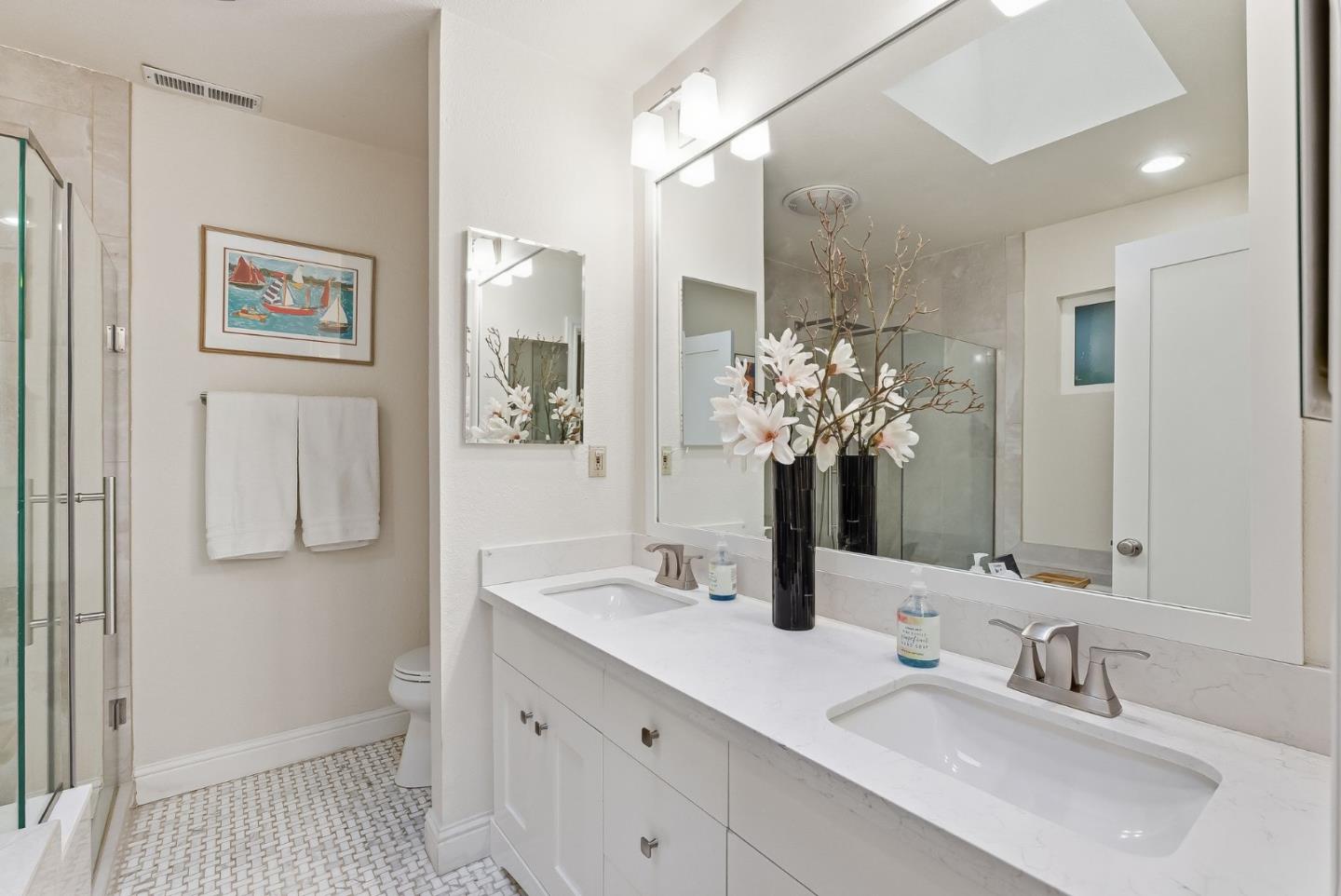 Detail Gallery Image 7 of 23 For Greer Rd, Palo Alto,  CA 94303 - 4 Beds | 2 Baths