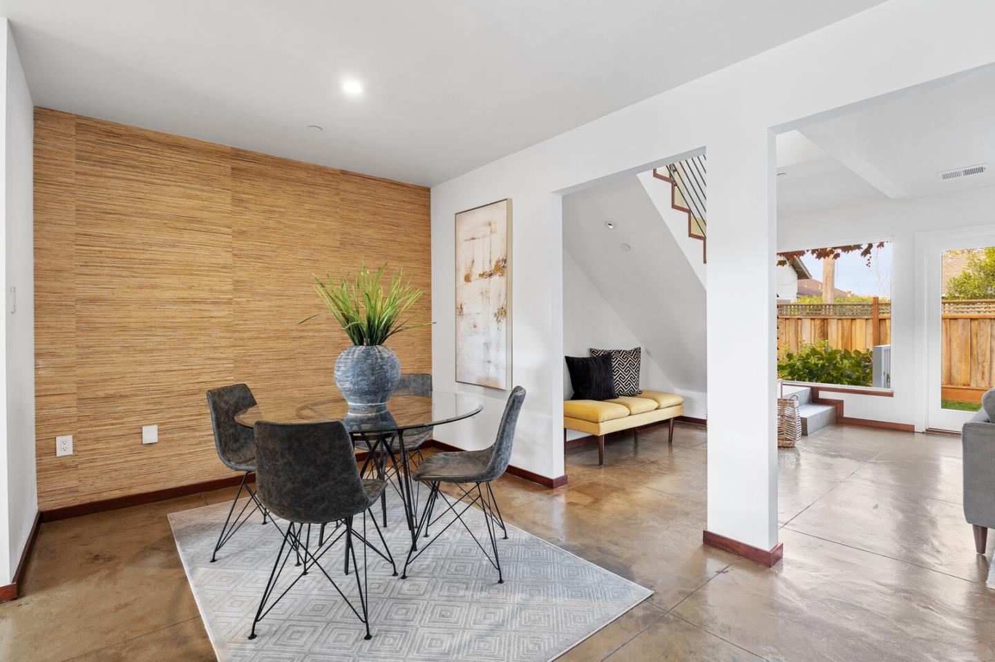 Detail Gallery Image 10 of 52 For 1111 Hawthorne Dr, San Mateo,  CA 94402 - 3 Beds | 2 Baths