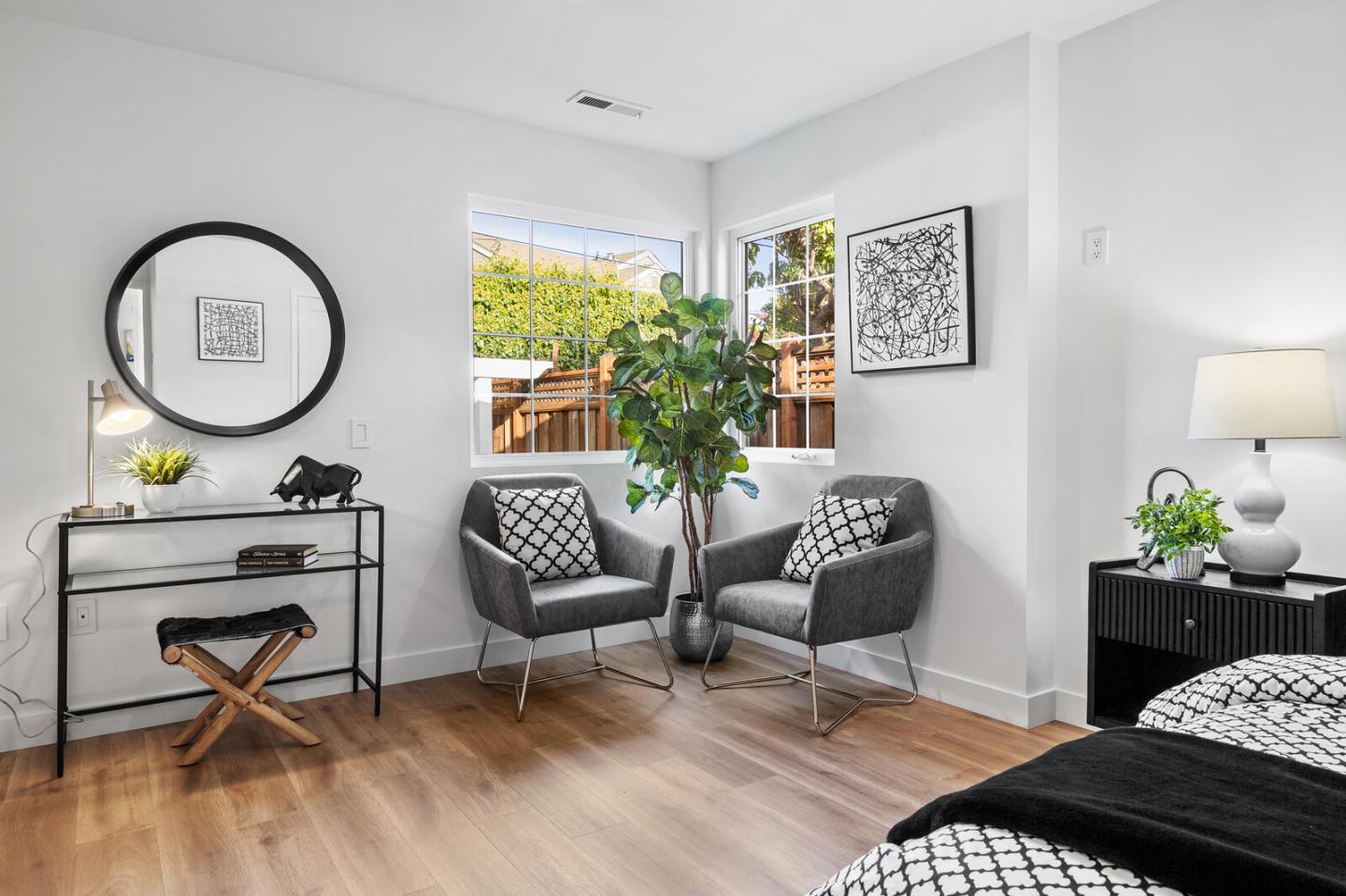 Detail Gallery Image 20 of 52 For 1111 Hawthorne Dr, San Mateo,  CA 94402 - 3 Beds | 2 Baths