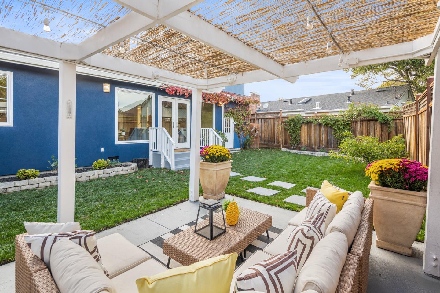 Detail Gallery Image 37 of 52 For 1111 Hawthorne Dr, San Mateo,  CA 94402 - 3 Beds | 2 Baths