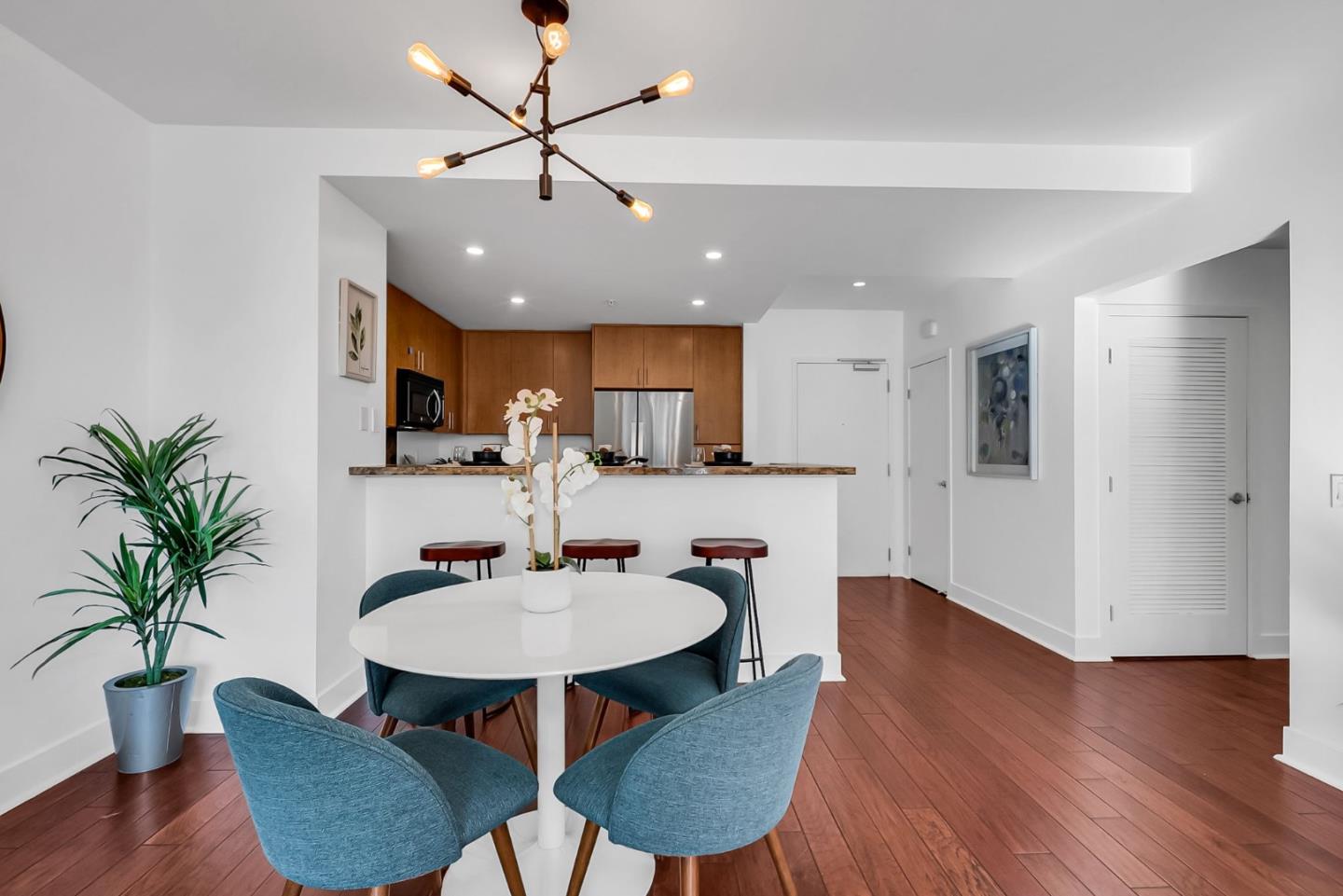 Detail Gallery Image 19 of 66 For 438 W Grand Ave #615,  Oakland,  CA 94612 - 2 Beds | 2 Baths