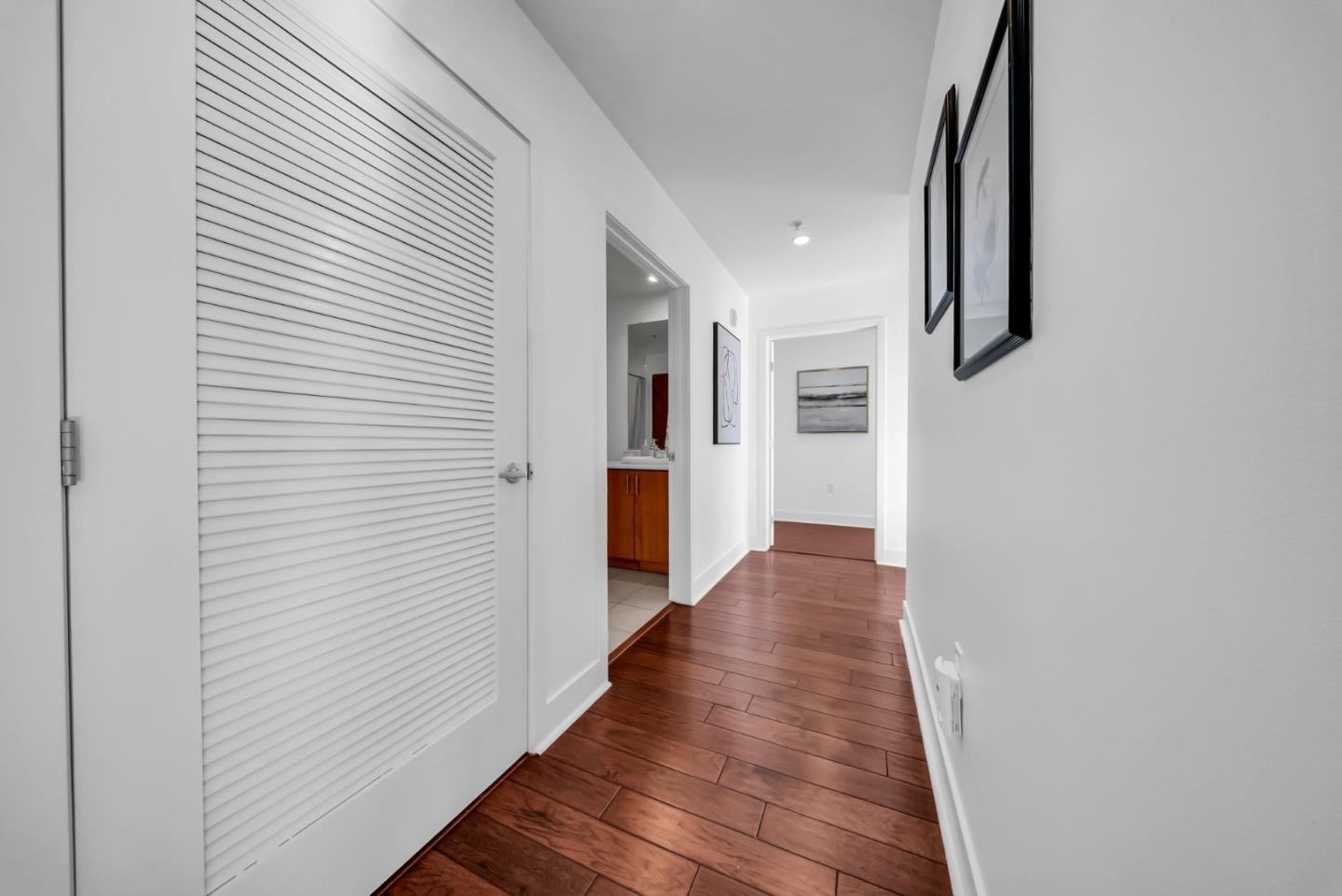 Detail Gallery Image 25 of 66 For 438 W Grand Ave #615,  Oakland,  CA 94612 - 2 Beds | 2 Baths