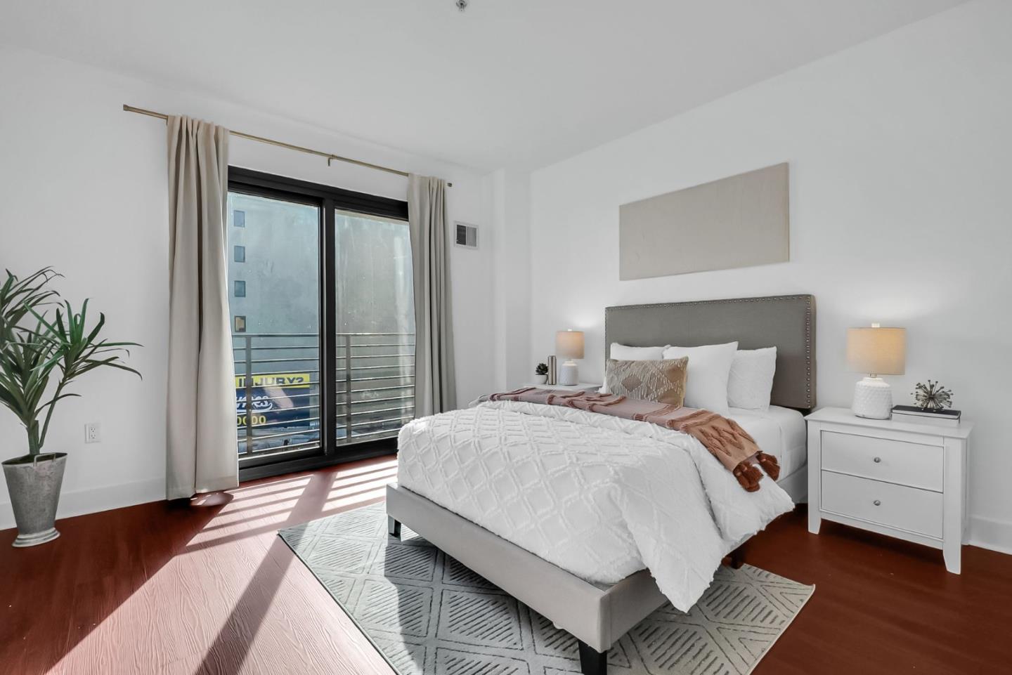 Detail Gallery Image 32 of 66 For 438 W Grand Ave #615,  Oakland,  CA 94612 - 2 Beds | 2 Baths