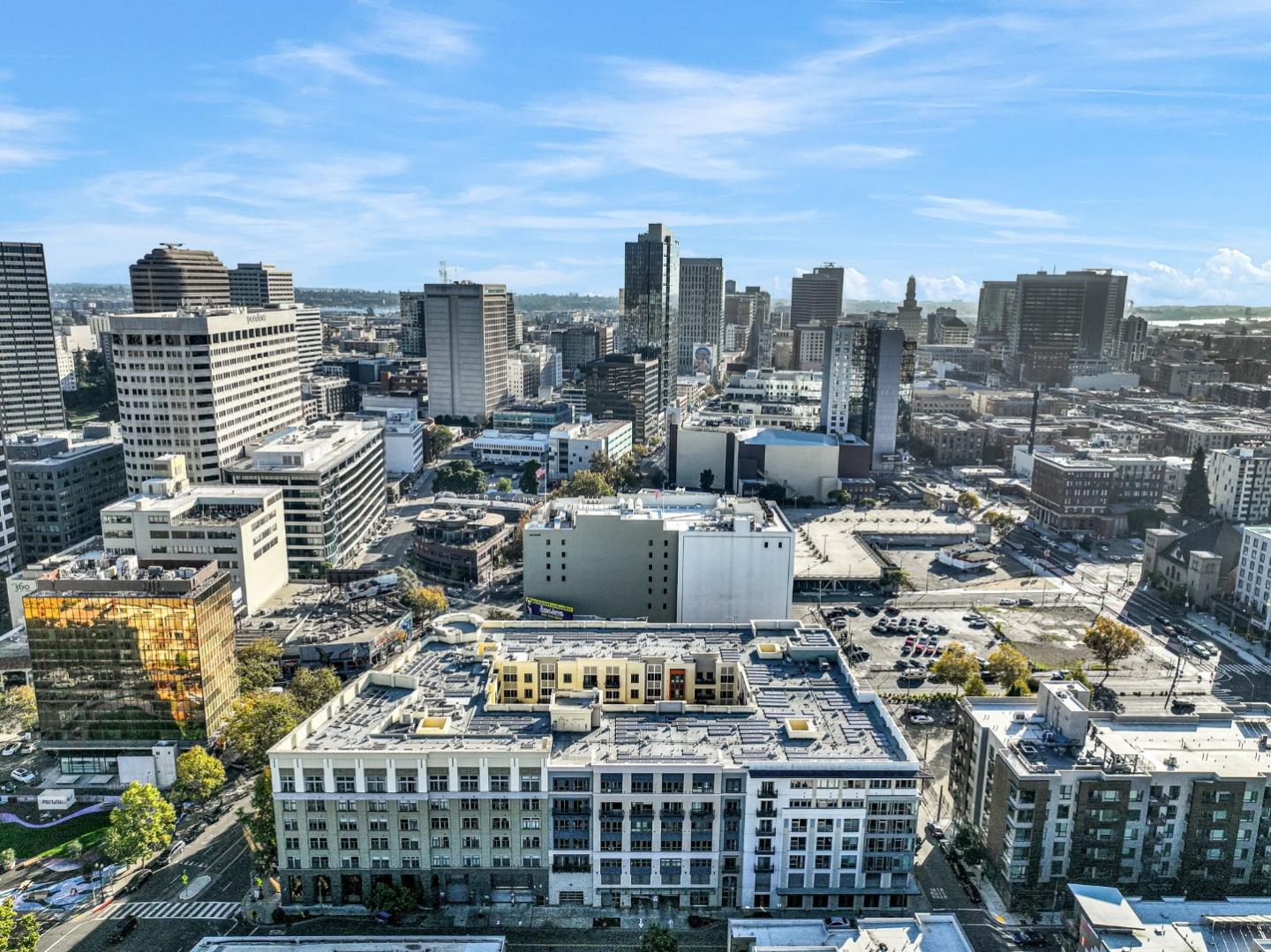 Detail Gallery Image 59 of 66 For 438 W Grand Ave #615,  Oakland,  CA 94612 - 2 Beds | 2 Baths