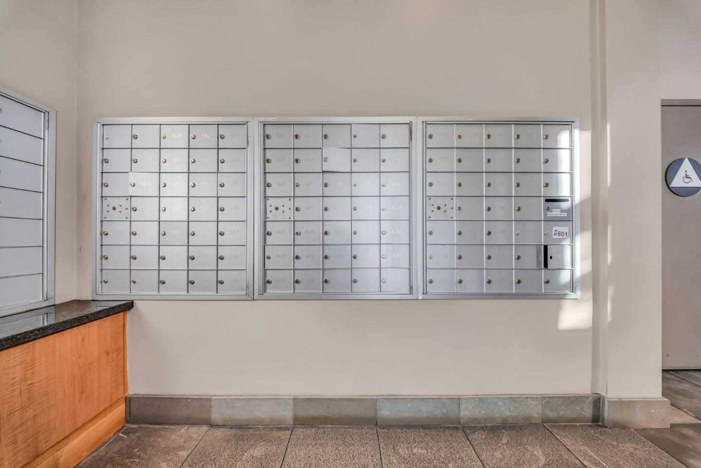 Detail Gallery Image 6 of 66 For 438 W Grand Ave #615,  Oakland,  CA 94612 - 2 Beds | 2 Baths