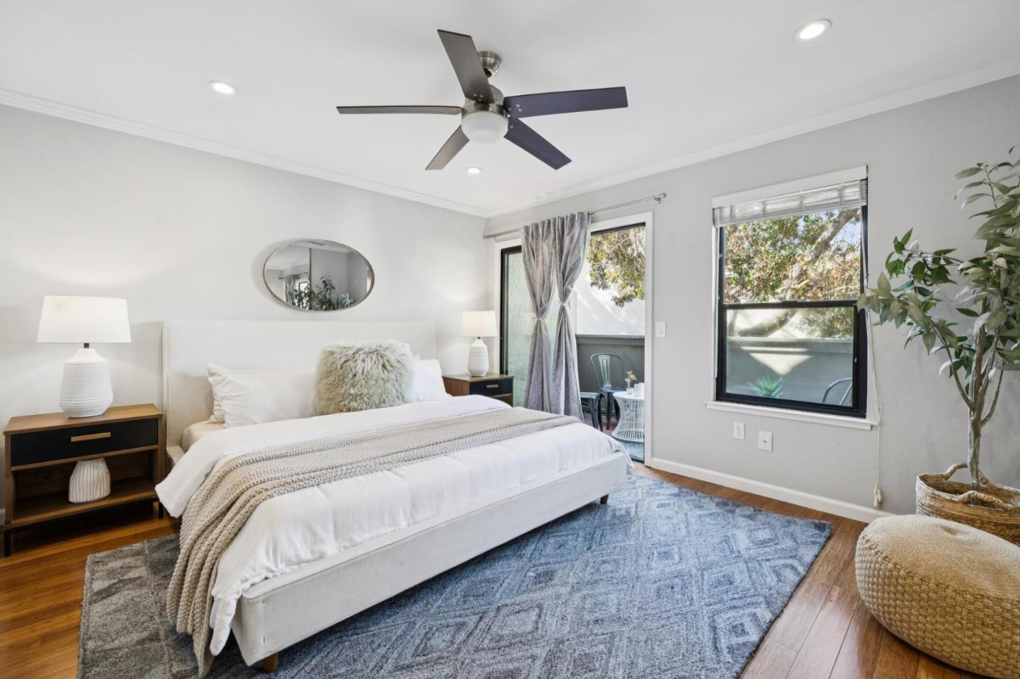 Detail Gallery Image 8 of 15 For 646 S Ahwanee Ter, Sunnyvale,  CA 94085 - 2 Beds | 2/1 Baths